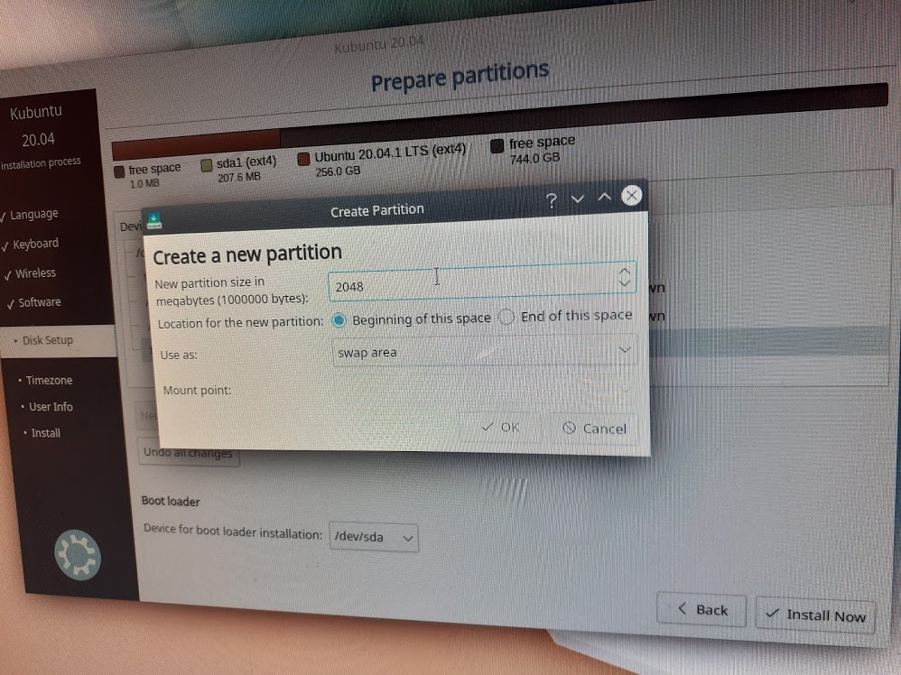 2 GB SWAP PARTITION